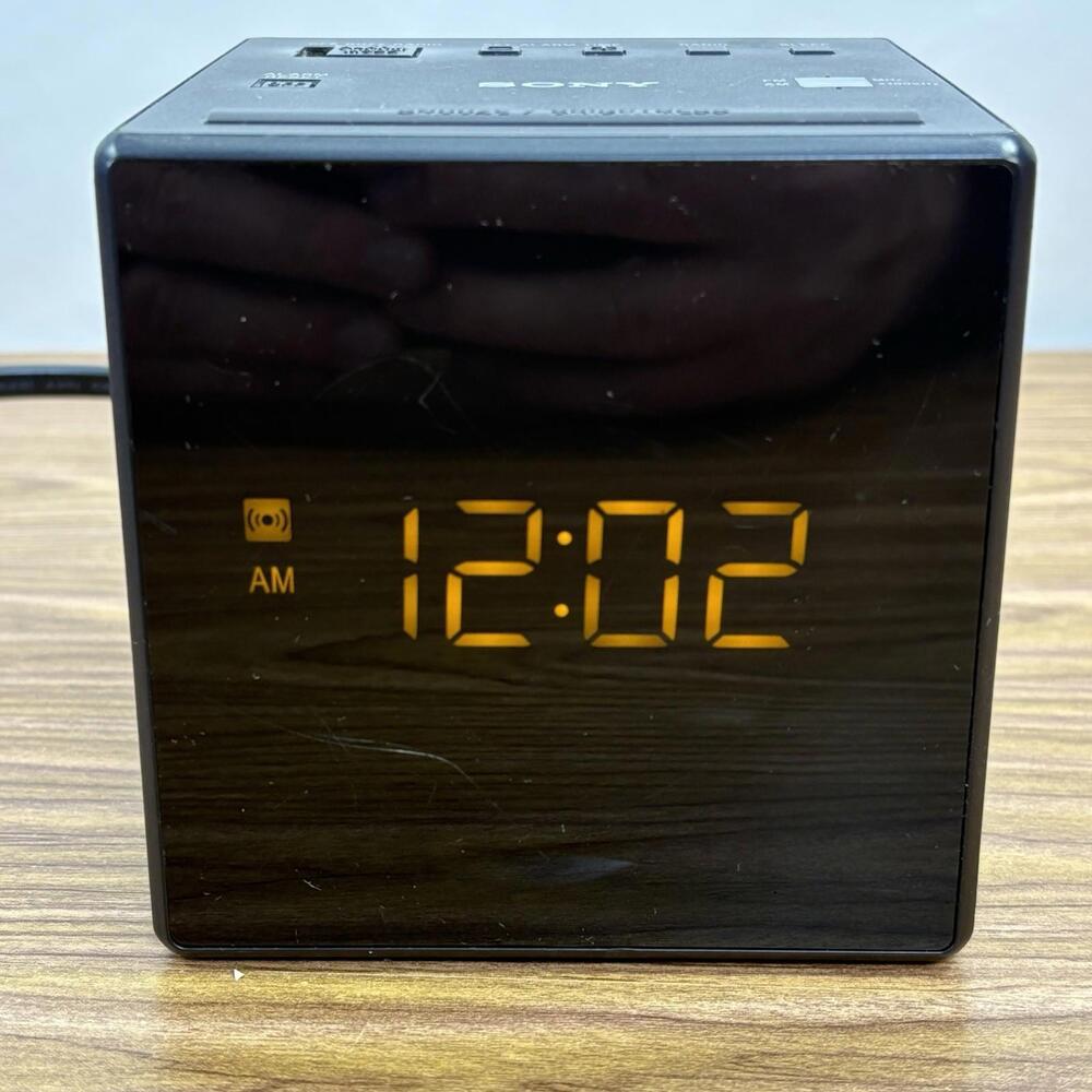 Sony Clock Radio ICF-C1: FM / AM / FM Wide corresponding Sleep Timer BLACK, NEW